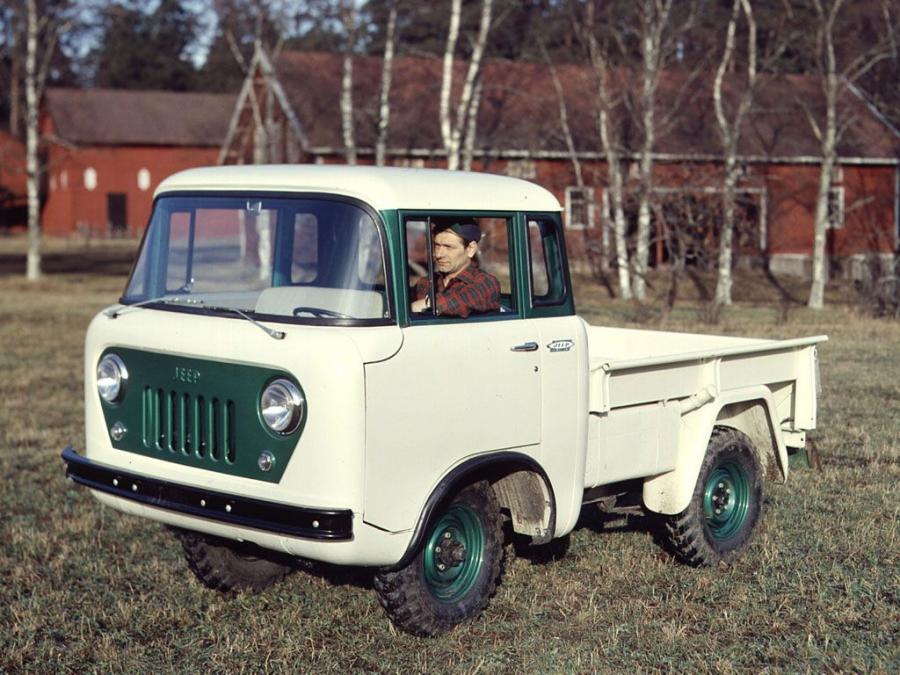 Willys Jeep FC-150 1957 года  (фото 5 из 11)